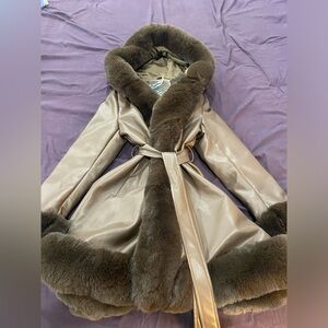 Giolshon faux fur lined coat
